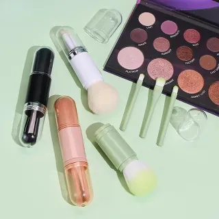 Retractable 4 in 1 Portable Makeup Brush Set 